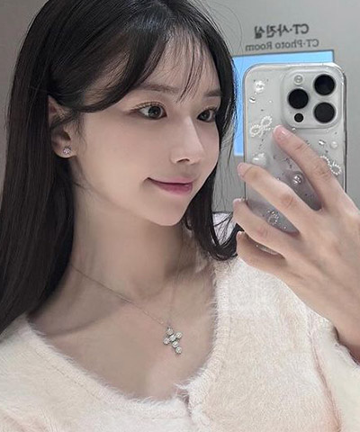 코 성형 모델 사진